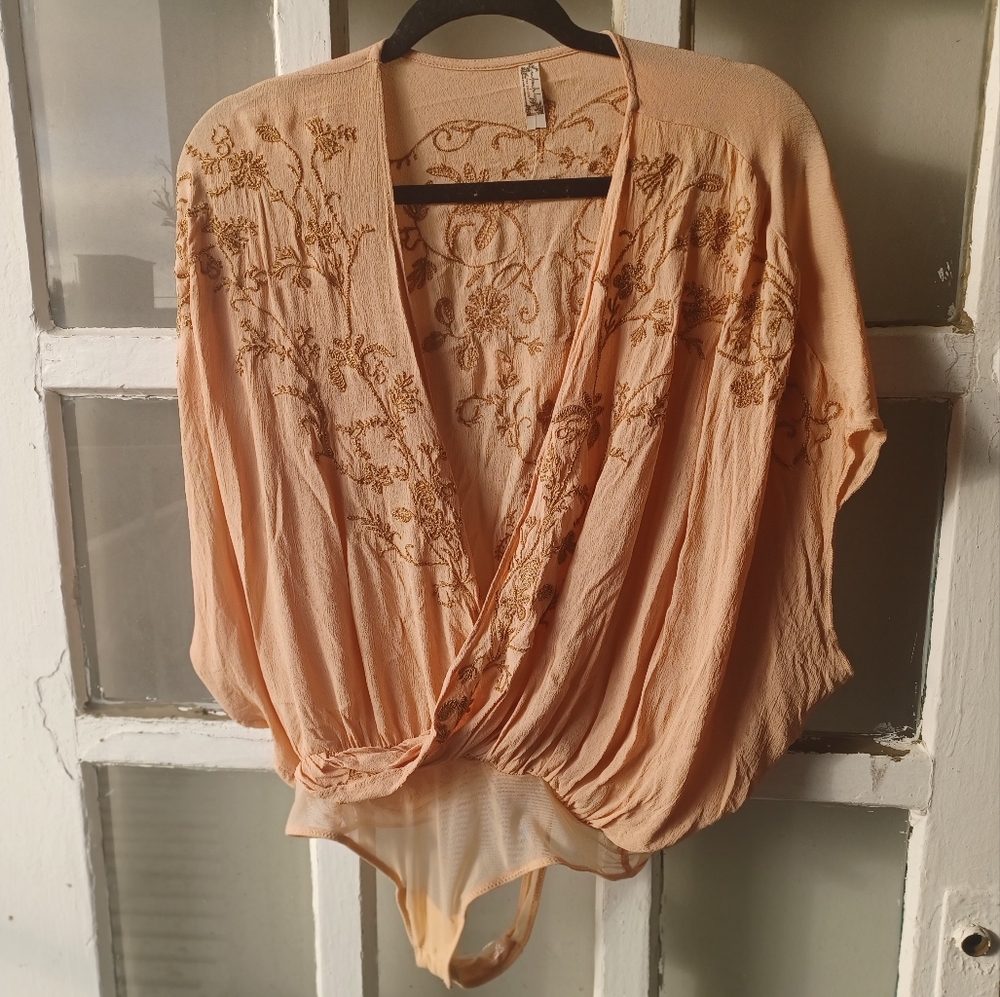 New Free People Peach Pink Orange Flowy Embroidered Bodysuit XS